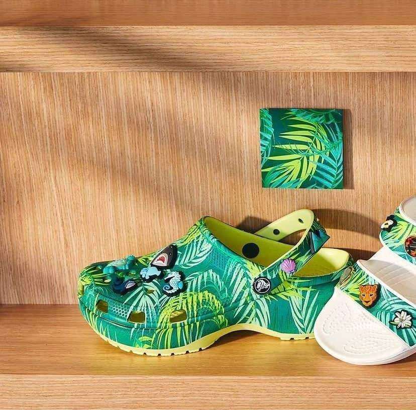 Жіночі Crocs Classic Clog Platform Tropical Multi — фото 3