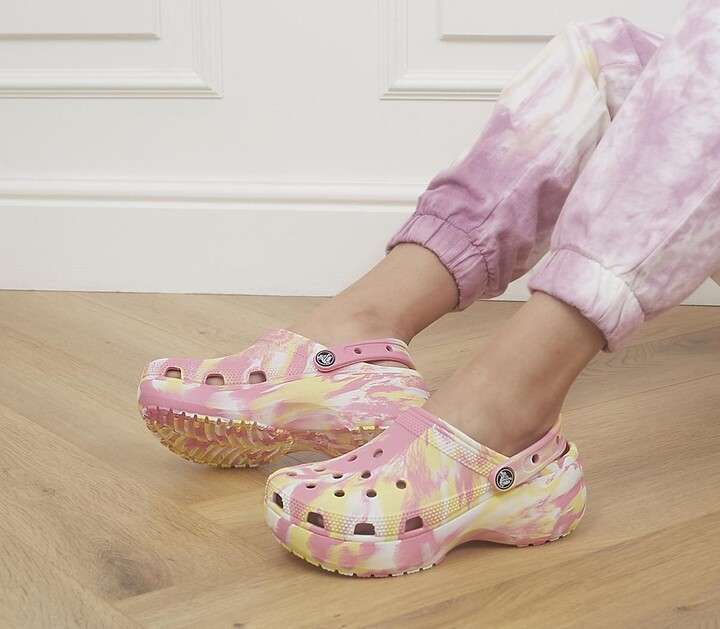 Жіночі Crocs Classic clog Platform Marbled Pink Lemonade/Multi — фото 3