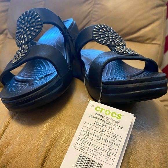 Жіночі в'єтнамки Crocs Monterey Diamante Slip-On Wedge Black — фото 10