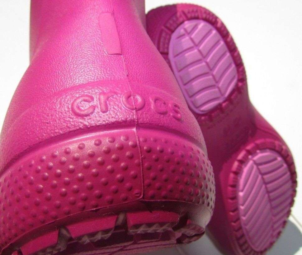 Жіночі гумові чоботи Crocs Freesail Shorty Rain Boot Pink Berry — фото 11