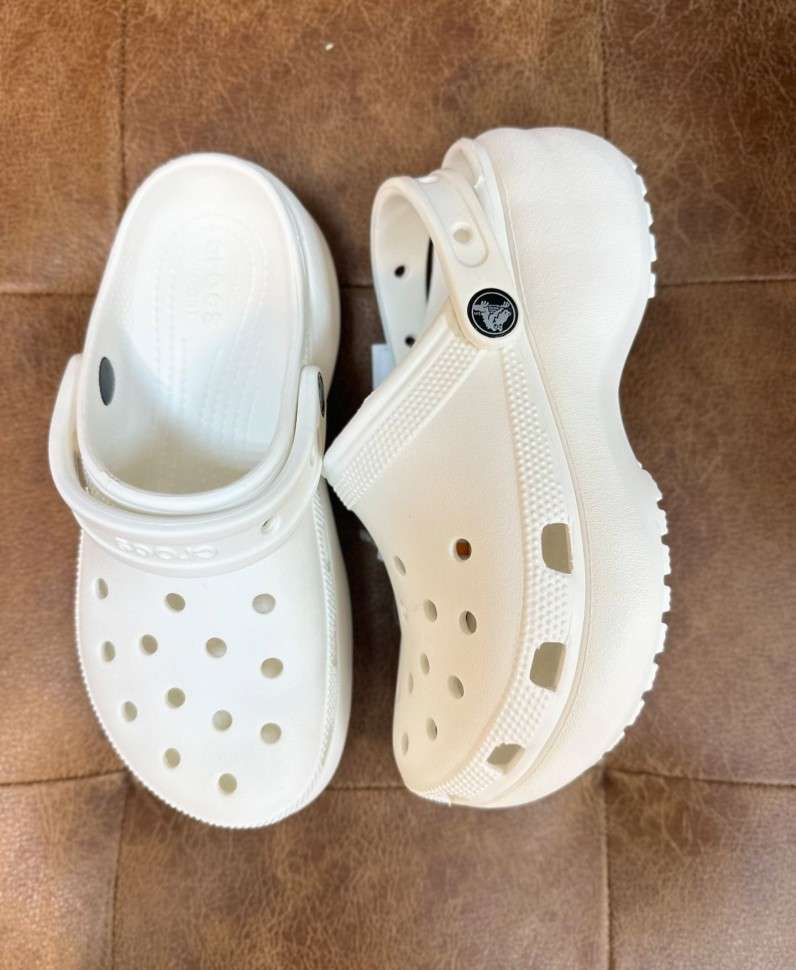 Жіночі Crocs Women's Classic Platform Clog White — фото 9
