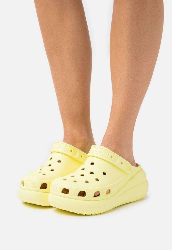Жіночі Crocs Classic Crush Sulphur — фото 9