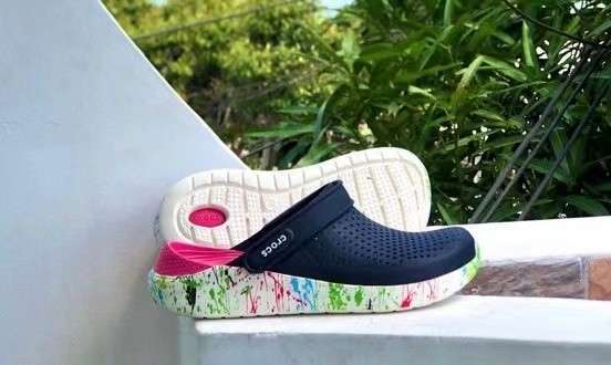 Жіночі Crocs LiteRide™ Clog Navy/Pink — фото 4