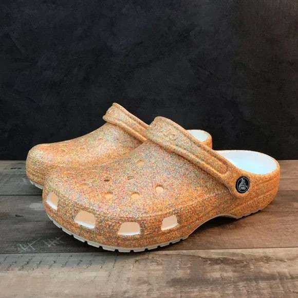 Жіночі Crocs Classic Gold Glitter Clog — фото 7