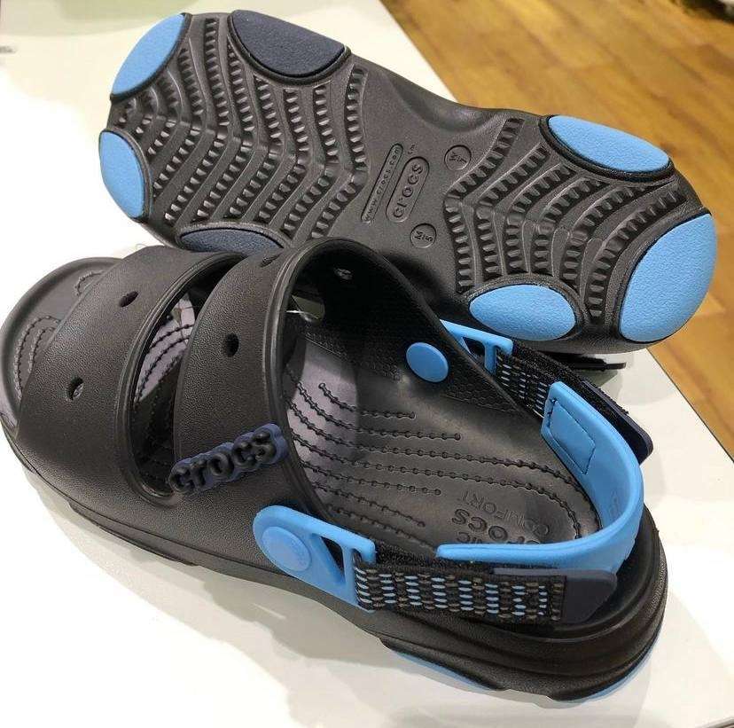 Чоловічі сандалії Crocs Classic Sandal All-Terrain Black / Oxygen — фото 9