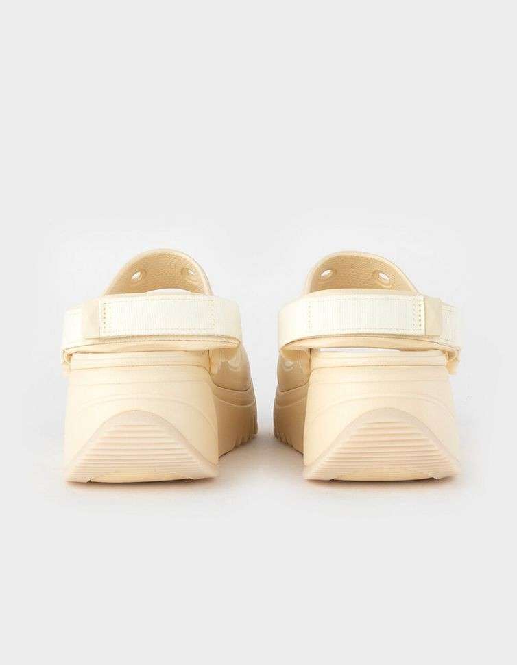 Жіночі сандалі Crocs Hiker Xscape Sandal Vanilla — фото 5