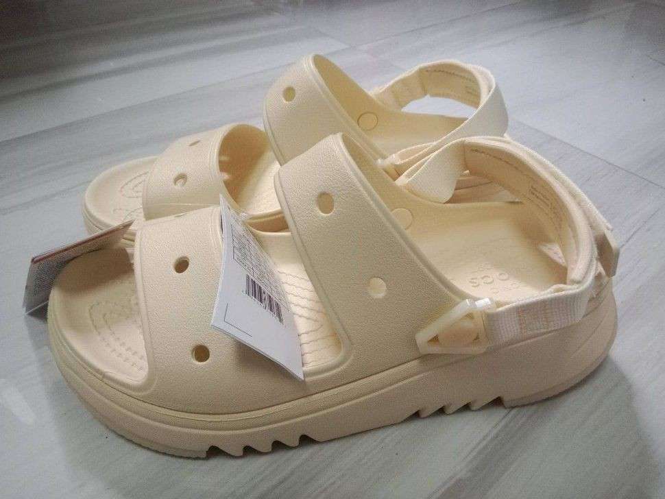Жіночі сандалі Crocs Hiker Xscape Sandal Vanilla — фото 8