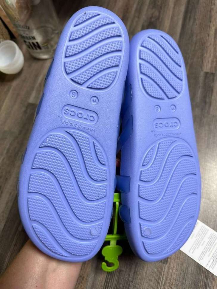 Жіночі шльопанці Crocs Slide Glossy Splash Moon Jelly — фото 3