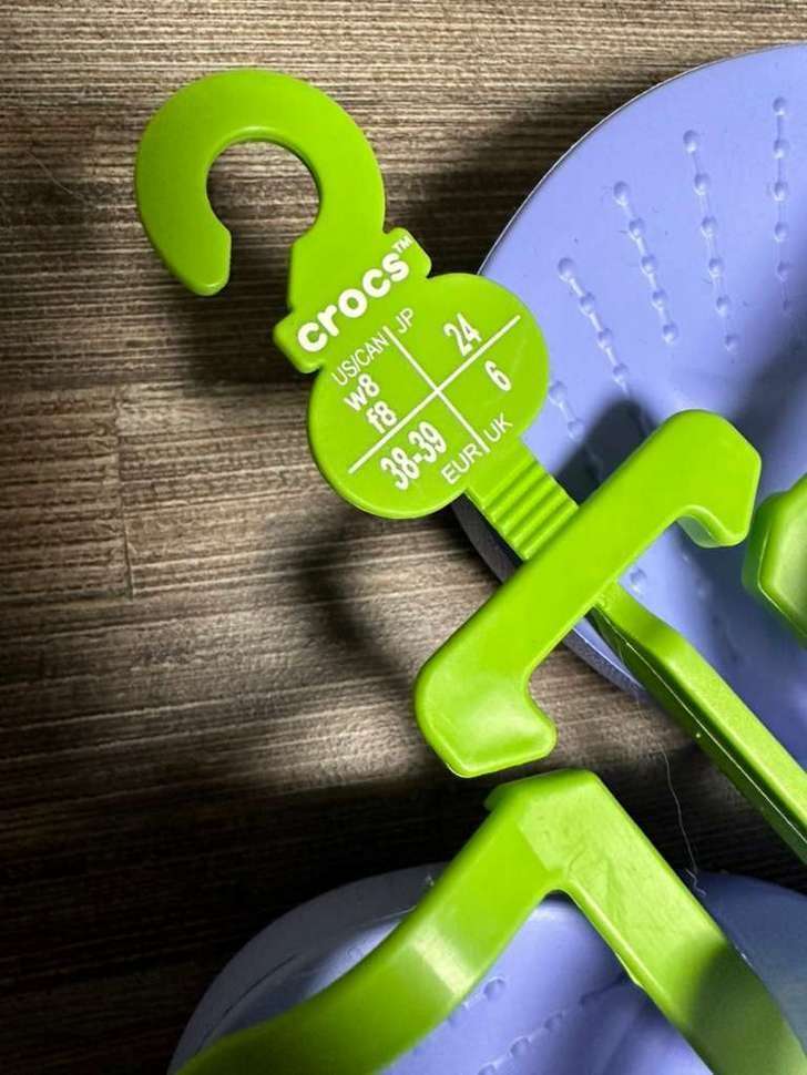 Жіночі шльопанці Crocs Slide Glossy Splash Moon Jelly — фото 5