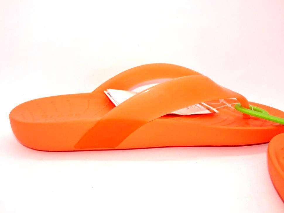 Жіночі в'єтнамки Crocs Glossy Splash Flip Persimmon — фото 12