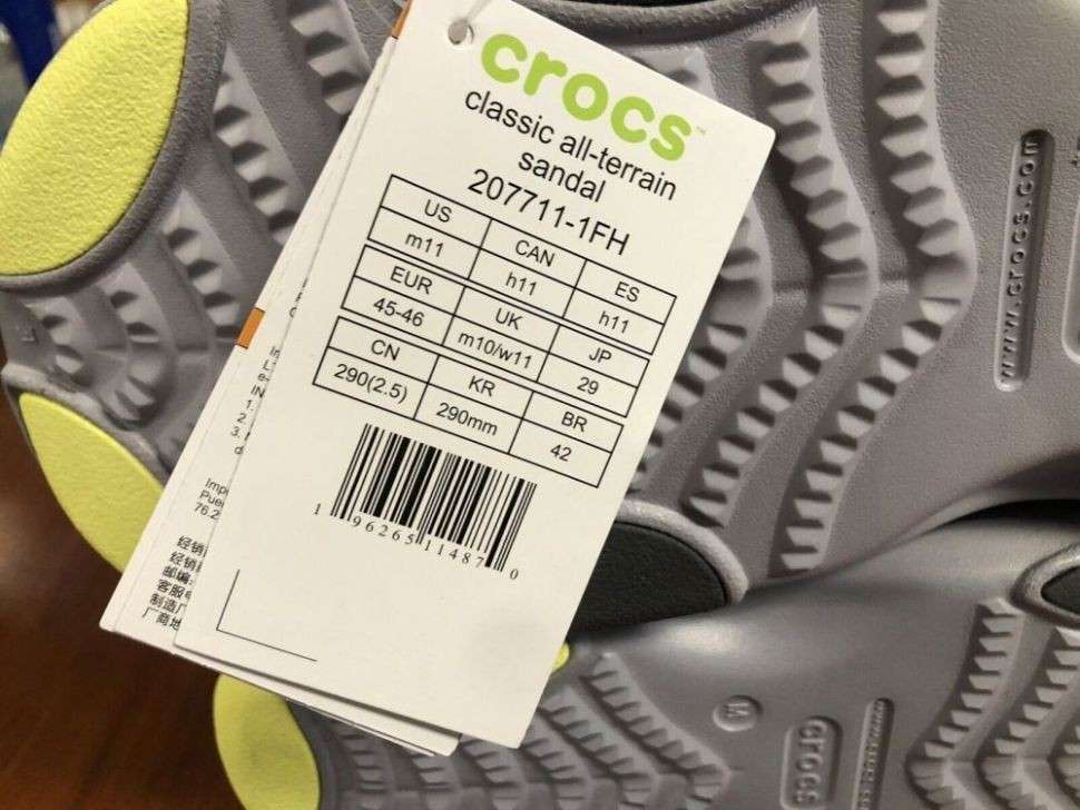 Чоловічі сандалії Crocs Classic All-Terrain Sandal Light Grey — фото 3