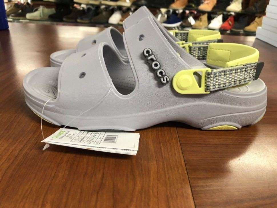 Чоловічі сандалії Crocs Classic All-Terrain Sandal Light Grey — фото 9