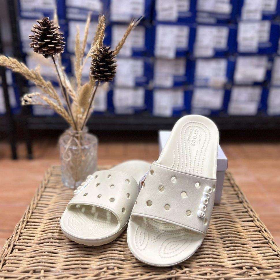 Шльопанці Crocs Classic Slide Bone — фото 11