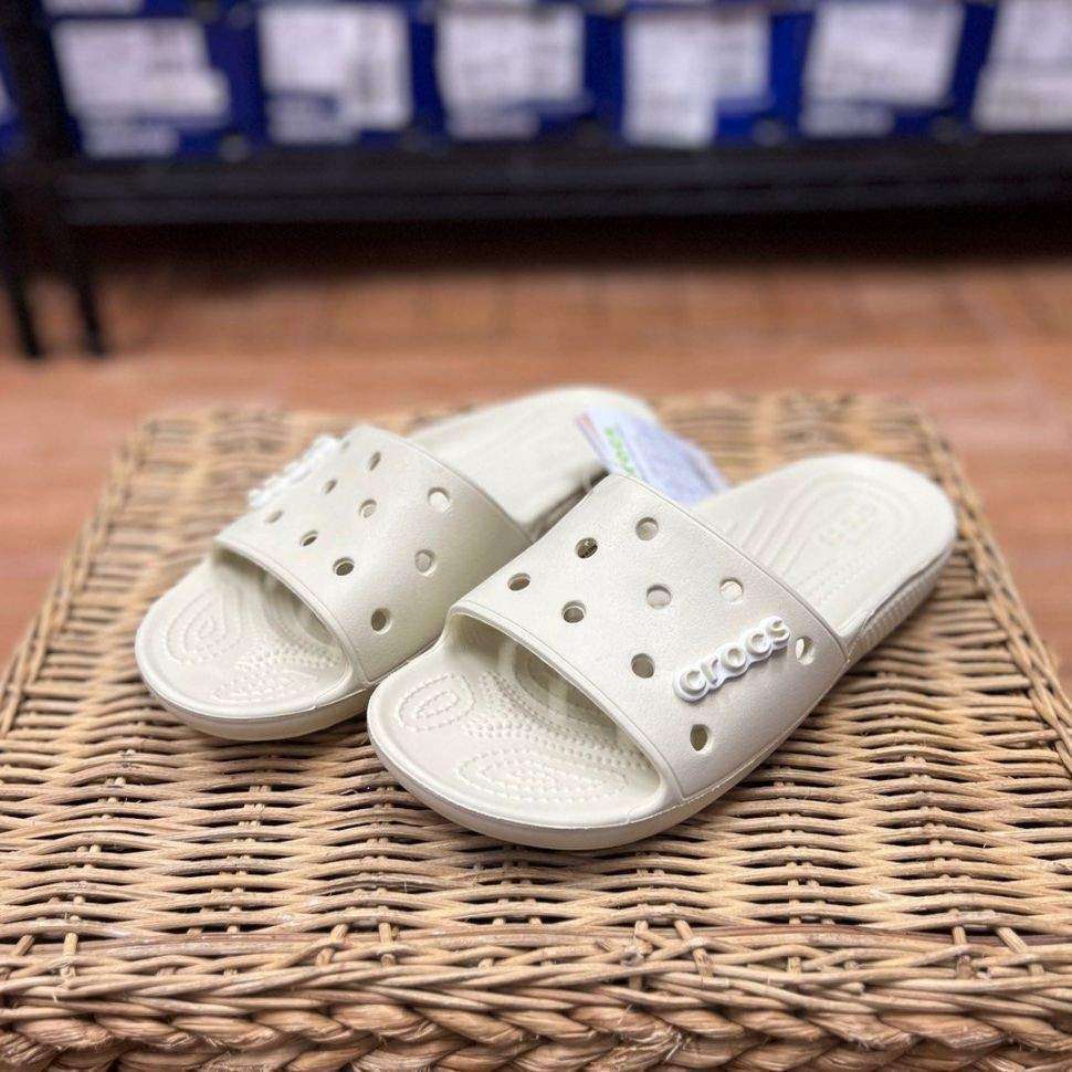 Шльопанці Crocs Classic Slide Bone — фото 10