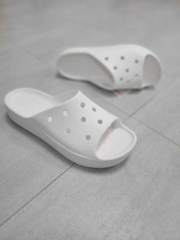 Жіночі шльопанці Crocs Classic Platform Slide White — фото 3