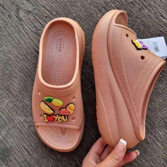 Crocs Беж шльопанці Classic Crush Platform Slide Cork — фото 4
