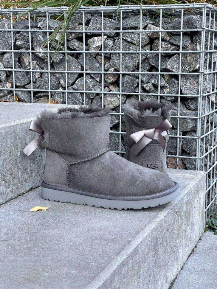 Жіночі UGG Міні з Бантом Замшеві Темно Сірі Mini Bailey Bow Suede Dark Grey — фото 6