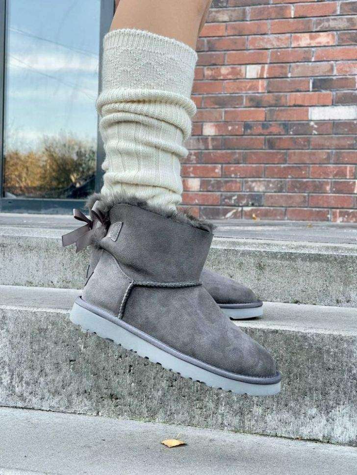 Жіночі UGG Міні з Бантом Замшеві Темно Сірі Mini Bailey Bow Suede Dark Grey — фото 7