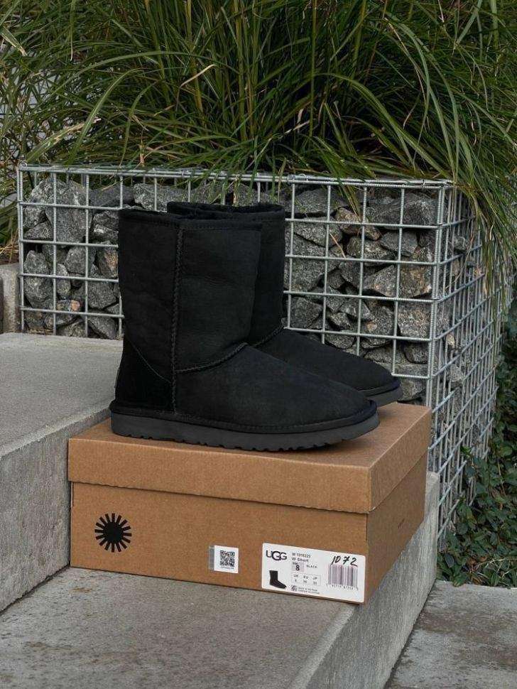 Жіночі UGG Замшеві Середні Чорні Classic Short II Boot Black Suede — фото 6