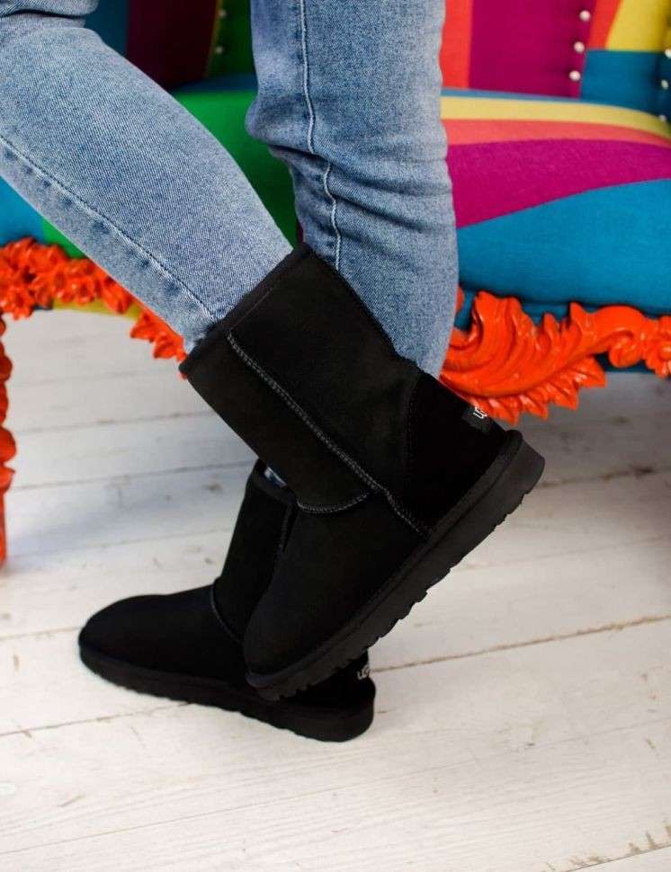 Жіночі UGG Замшеві Середні Чорні Classic Short II Boot Black Suede — фото 7