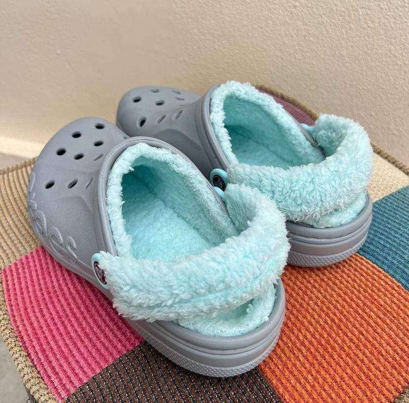 Жіночі Crocs утеплені Baya Lined Fuzz Strap Grey/Ice Blue — фото 11