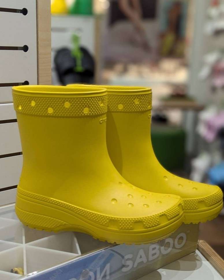 Жіночі гумові чоботи Crocs Classic Rain Boot Sunflower — фото 2