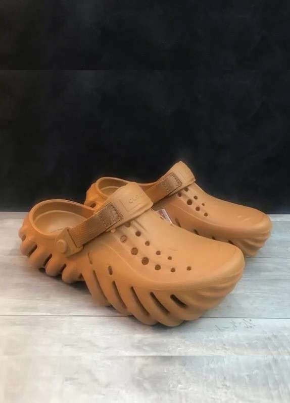 Чоловічі Crocs Echo Clog Sand — фото 2