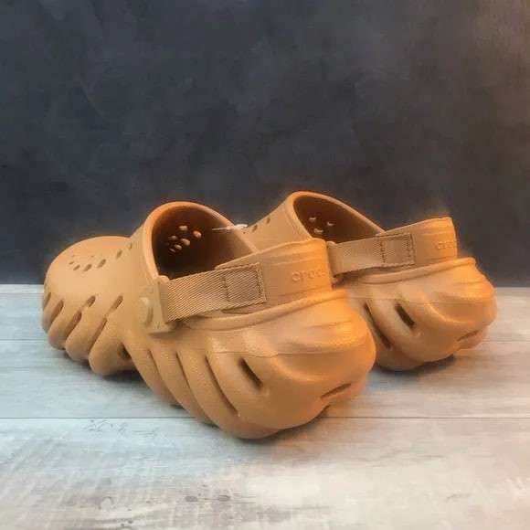 Чоловічі Crocs Echo Clog Sand — фото 6
