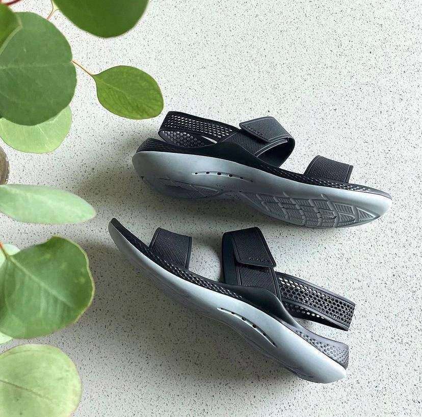 Жіночі сандалі Crocs LiteRide 360 Black / Light Grey — фото 2