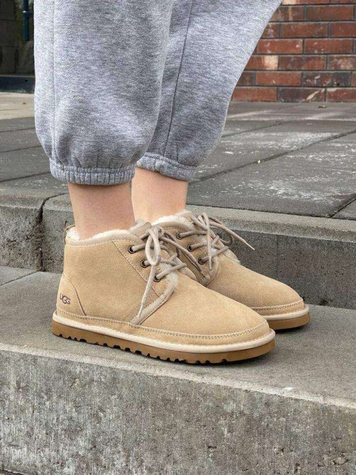 Жіночі UGG Ньюмел Чоботи Бежеві Замша Neumel Beige Surde — фото 3