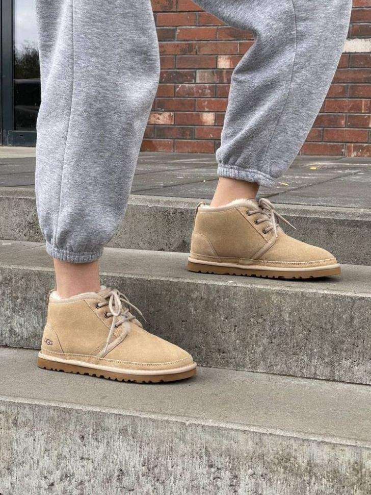 Жіночі UGG Ньюмел Чоботи Бежеві Замша Neumel Beige Surde — фото 4
