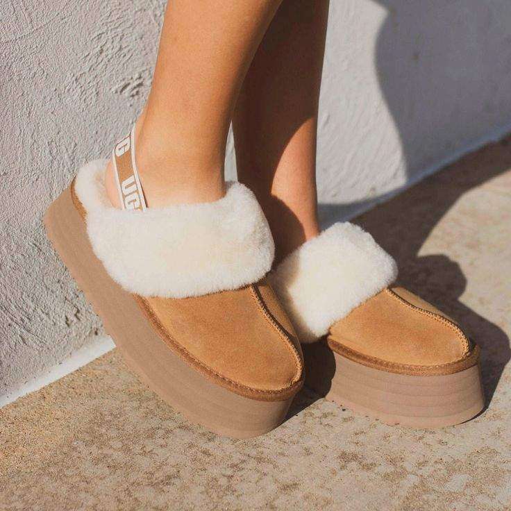 Жіночі UGG Сандалі Платформа Помаранчеві Замша Funkette Slippers Platform Chestnut — фото 9