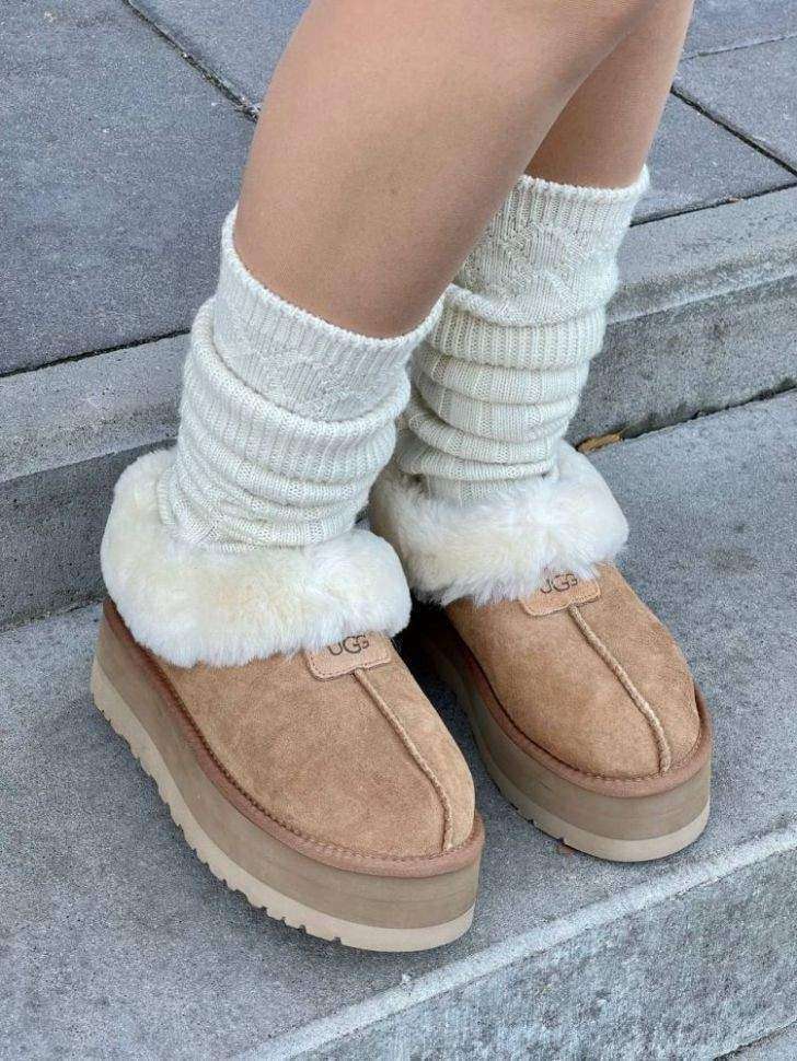 Жіночі UGG Платформа Чоботи Сліпери Тапці Помаранчеві Замша з Хутром Coquette Platform Chestnut — фото 15