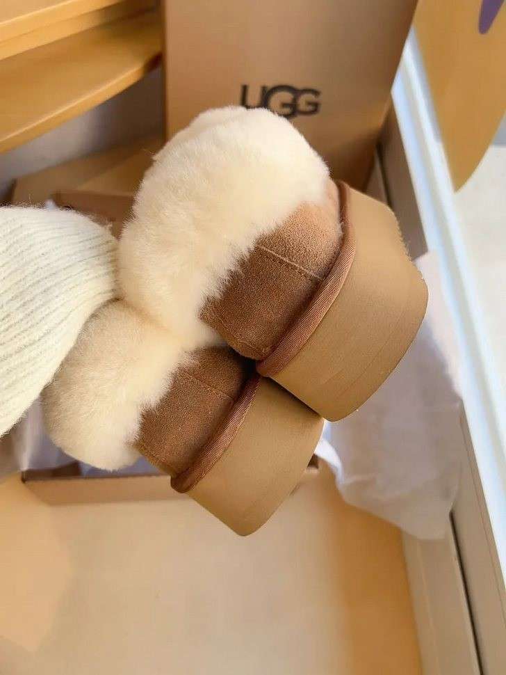 Жіночі UGG Платформа Чоботи Сліпери Тапці Помаранчеві Замша з Хутром Coquette Platform Chestnut — фото 9