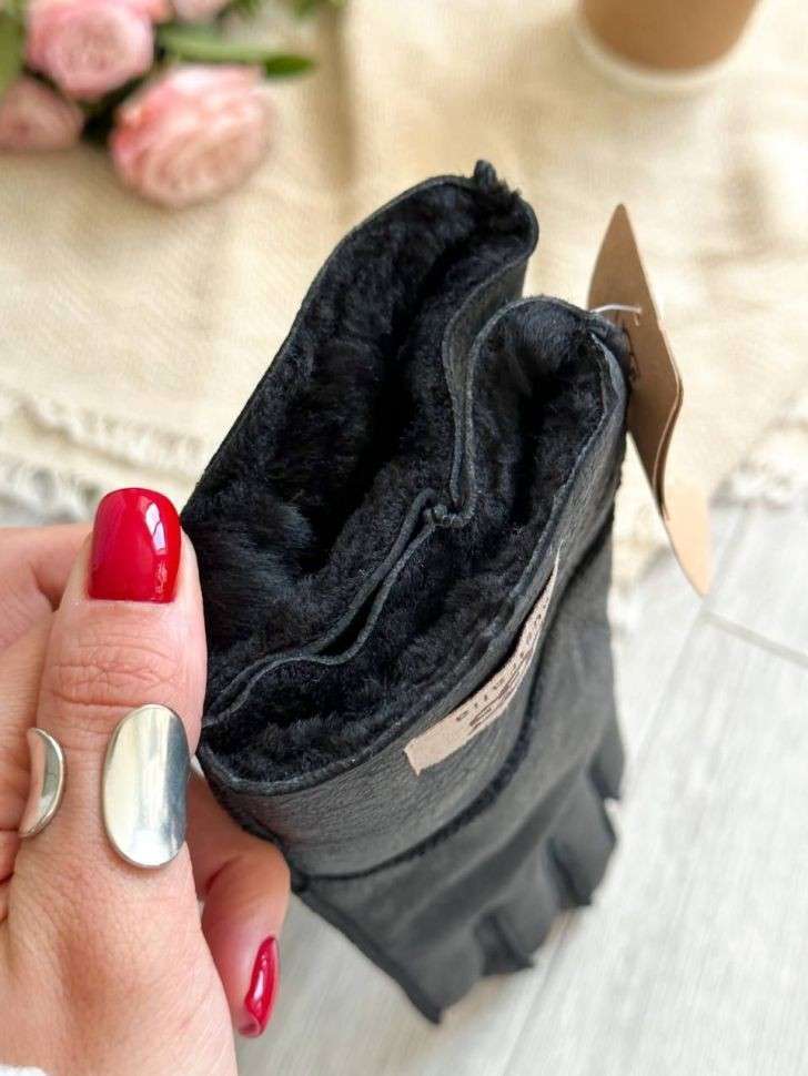 Жіночі UGG Рукавички Чорні Шкіряні Натуральні Gloves Black Leather — фото 3