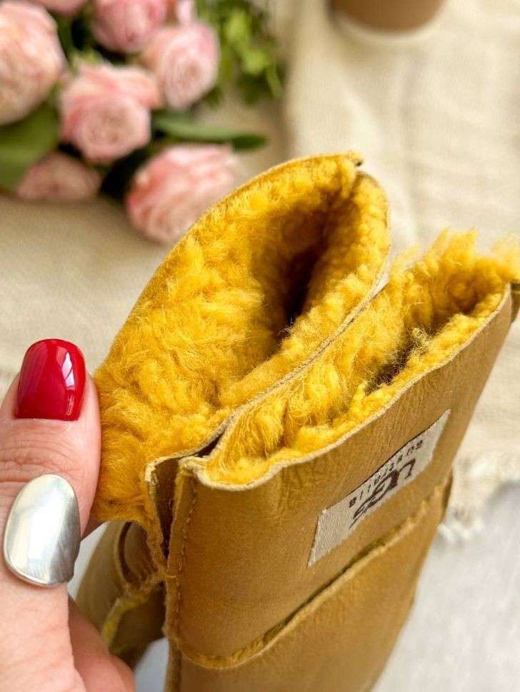 Жіночі UGG Рукавички Беж-Пісочні Шкіряні Натуральні Gloves Ginger Leather — фото 5