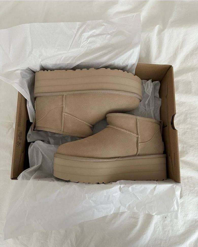 Жіночі UGG Ультра Міні Платформа Пісочні Classic Ultra Mini Platform Mustard Seed Suede — фото 15