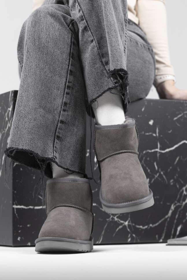 Жіночі UGG Міні Сірі Замша Хром Classic Mini Grey CHROMIUM — фото 11