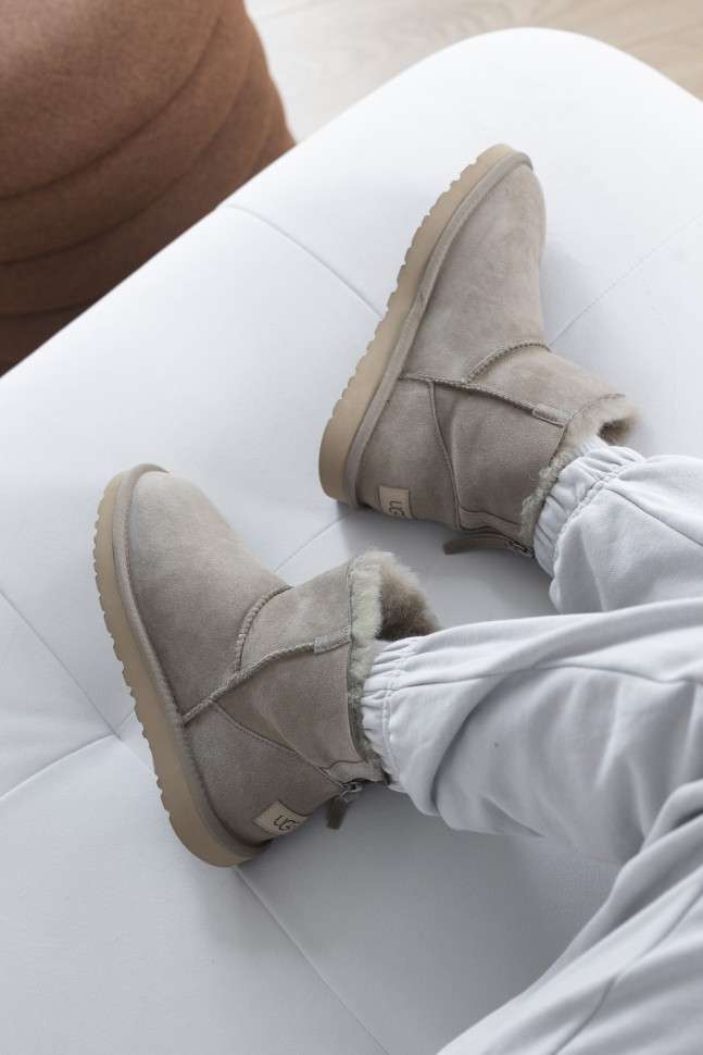 Жіночі UGG Класік Міні Хакі Замшеві Змійка Zip Classic Mini Khaki Suede — фото 8