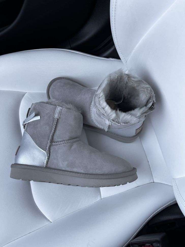 Жіночі UGG Міні замша Сірі з Змійкою ZIP MINI LIGHT GREY CHROMIUM — фото 11