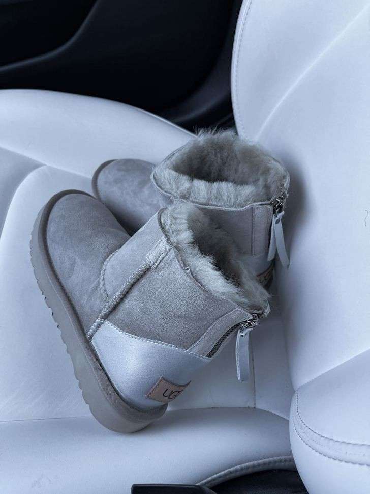Жіночі UGG Міні замша Сірі з Змійкою ZIP MINI LIGHT GREY CHROMIUM — фото 13