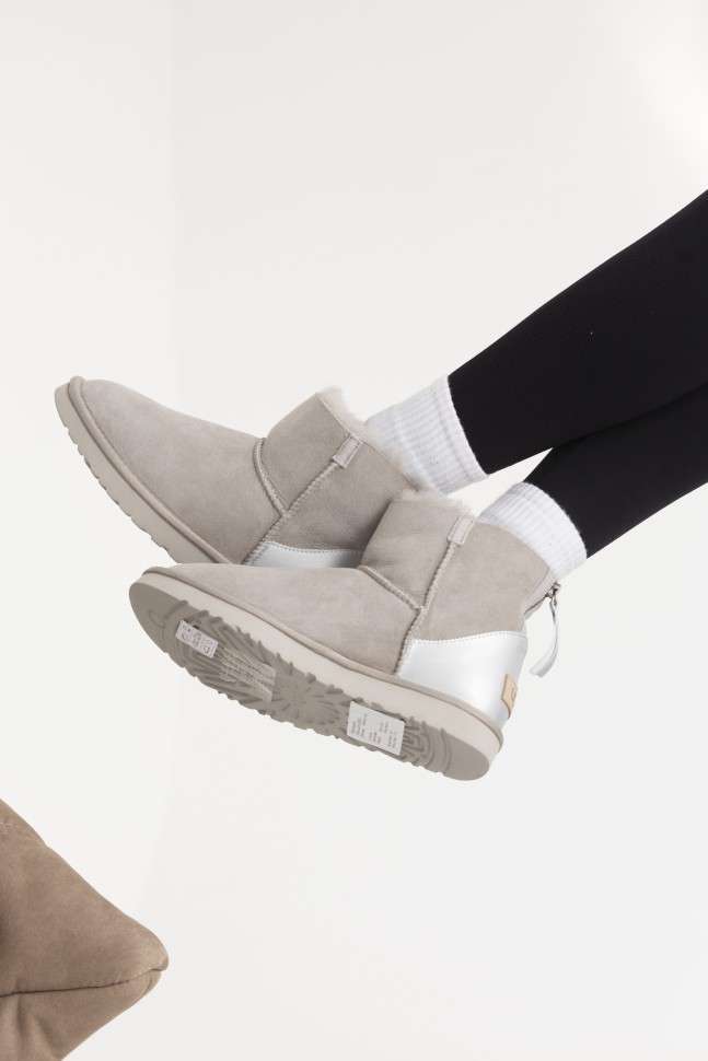Жіночі UGG Міні замша Сірі з Змійкою ZIP MINI LIGHT GREY CHROMIUM — фото 7
