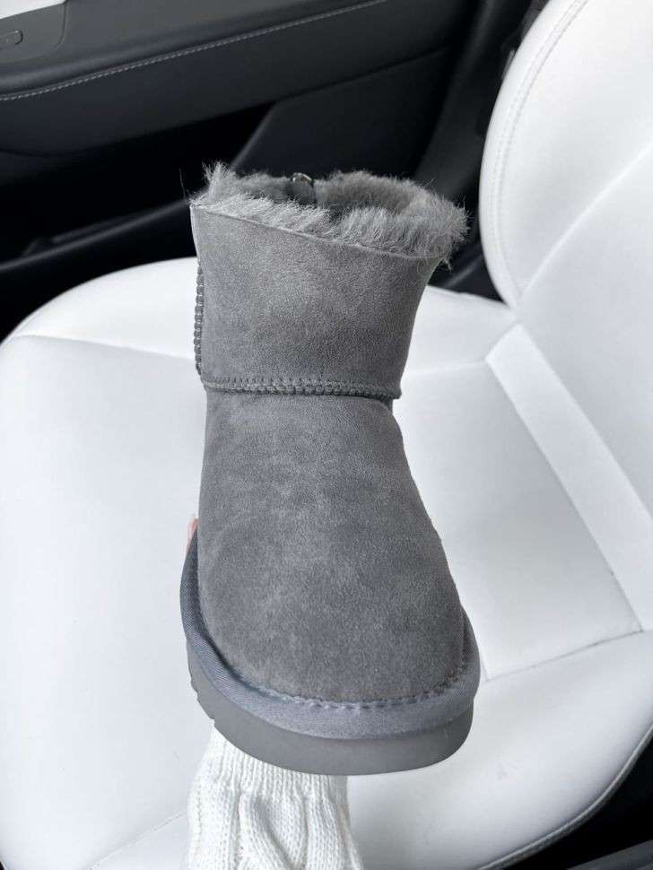 Жіночі UGG Сірі Замша з Лак Пяткой Short ZIP Grey Lacquer Suede — фото 13