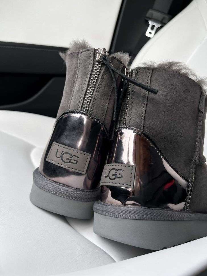Жіночі UGG Сірі з Лак Пяткою Short ZIP Grey Lacquer Suede — фото 6