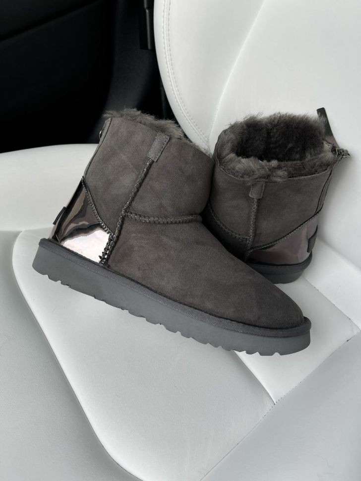 Жіночі UGG Сірі з Лак Пяткою Short ZIP Grey Lacquer Suede — фото 7