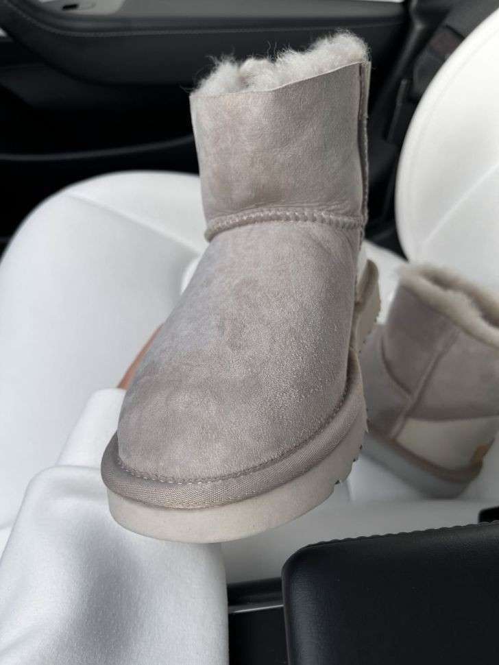 Жіночі UGG Міні Замш Світло Сірі Змійка Classic Mini Light Grey Zipper Suide — фото 13