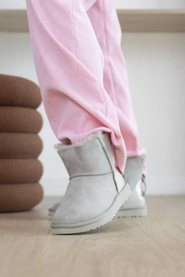 Жіночі UGG Міні Замш Світло Сірі Змійка Classic Mini Light Grey Zipper Suide — фото 9