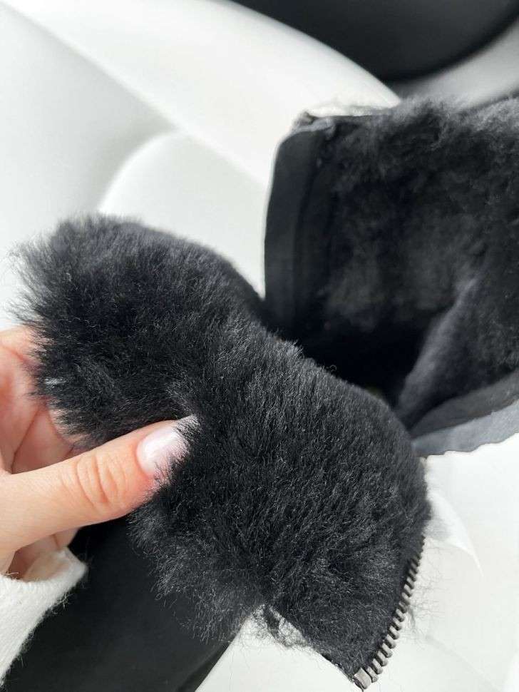 Жіночі UGG Міні замш з Змікою та Лак Пяткою Short ZIP Black Lacquer — фото 3