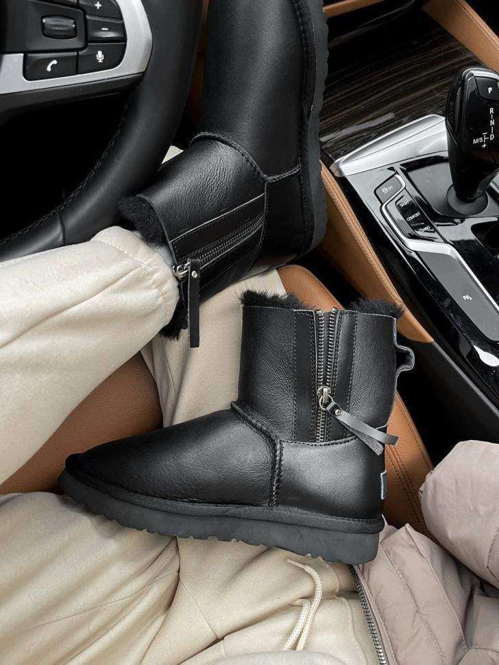 Жіночі UGG Міні Шкіра з Змійкою Mini Short ZIP Black Leather — фото 12