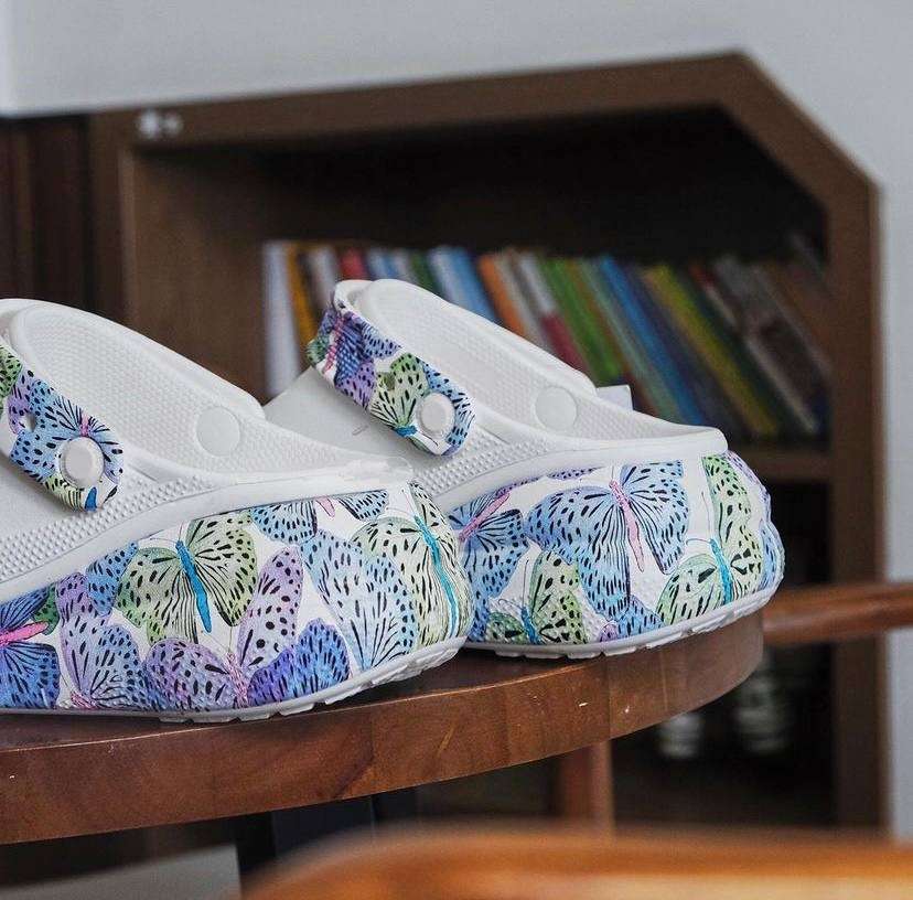 Жіночі Crocs Crush Clog White/Multi Butterfly — фото 9